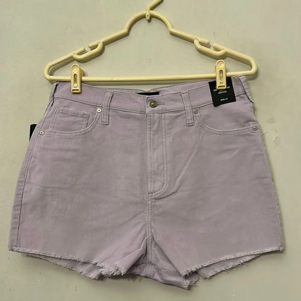 Silver Jeans Co lavender corduroy high rise eco friendly shorts Size 29 New